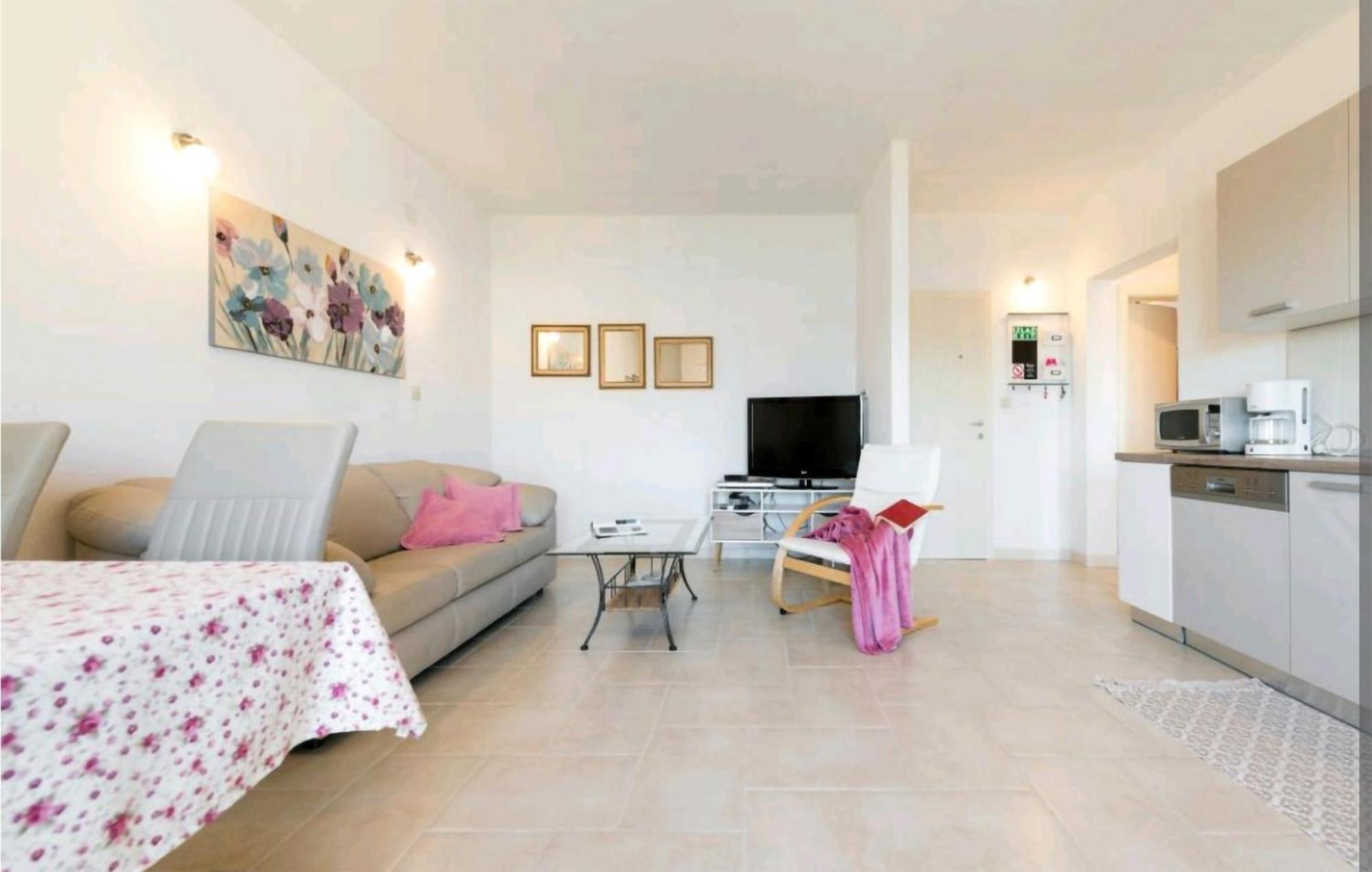 Amazing Apartment In Selca With Wifi Exterior foto